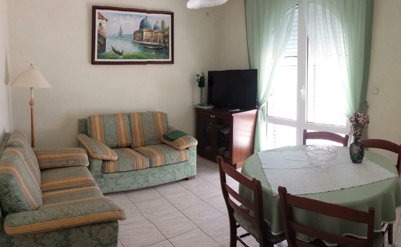 Vila "Mare" Banjol Dış mekan fotoğraf